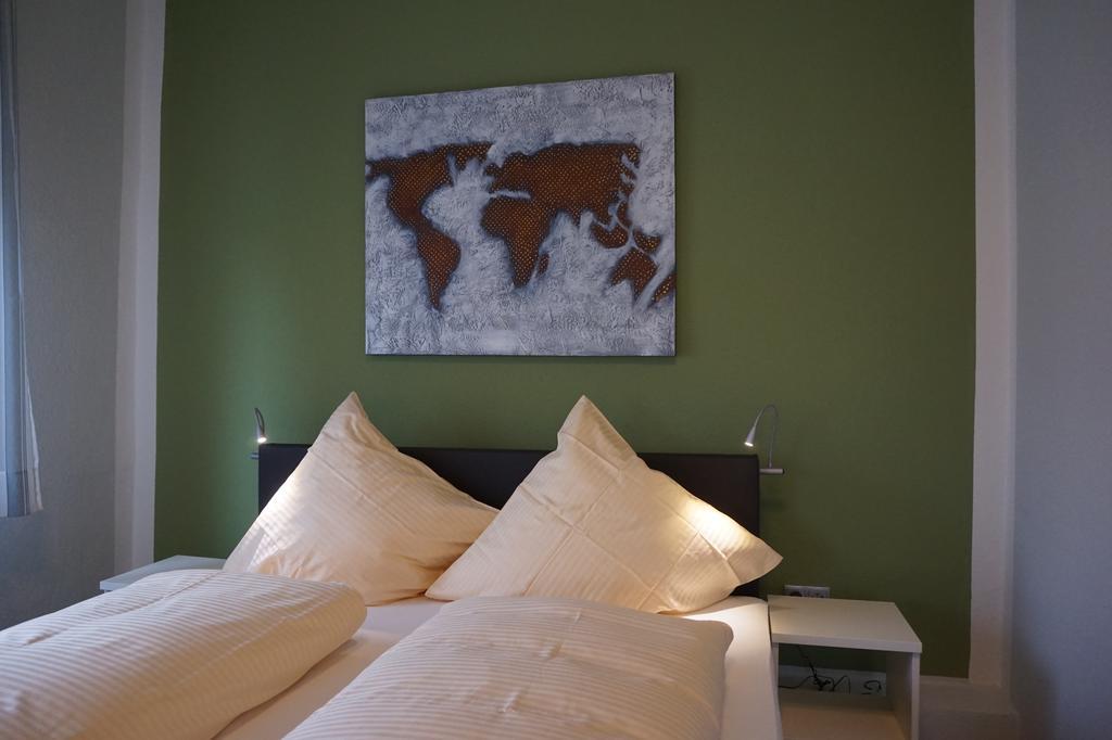 Hotel-Restaurant Grosse-Wilde บอททรอพ ภายนอก รูปภาพ