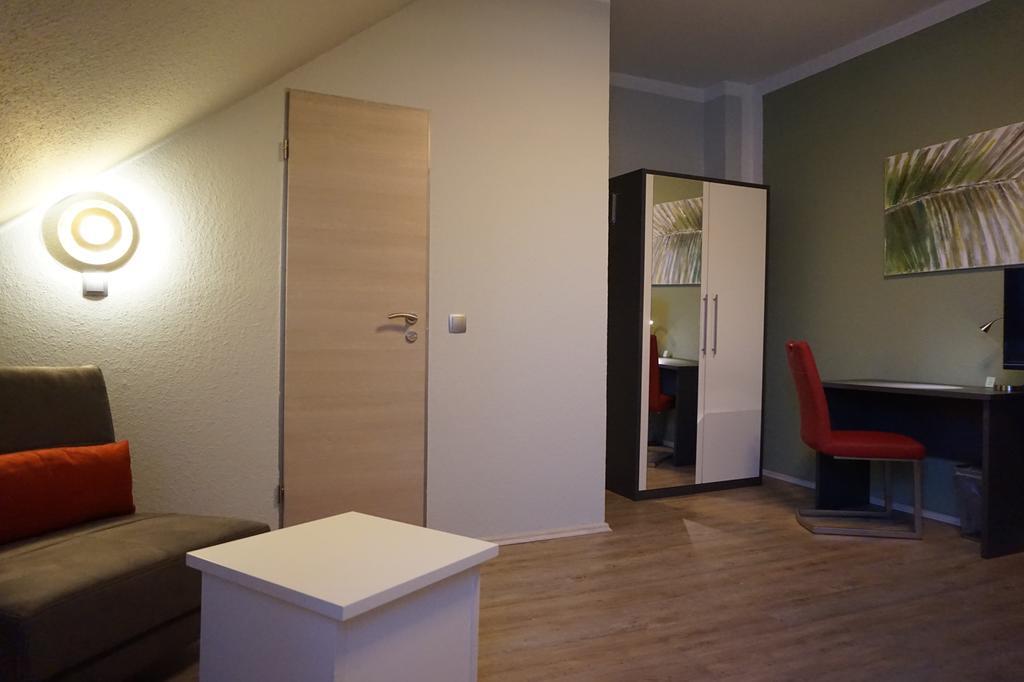 Hotel-Restaurant Grosse-Wilde บอททรอพ ภายนอก รูปภาพ
